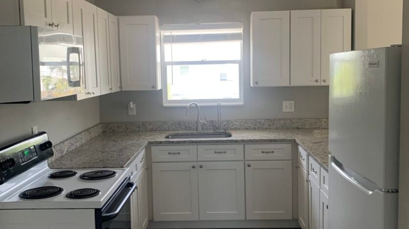 207 9th Street, Unit B (Upstairs), St. Augustine - photo 8